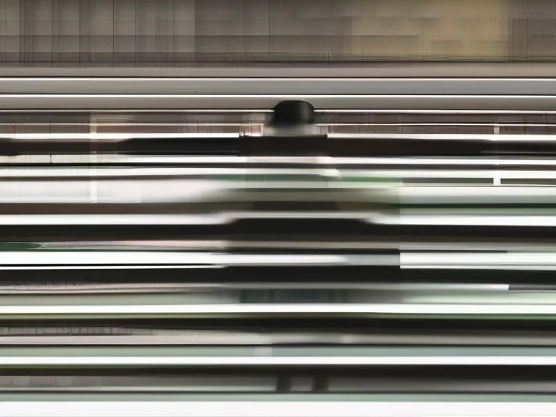 目を閉じて、鼻からゆっくり吸ってみる